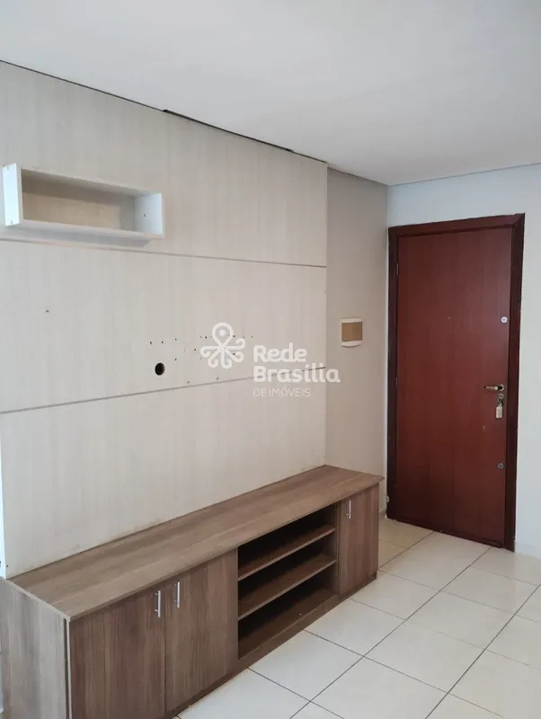 Nascente, ampla e excelente kit dividida, próxima ao MetrôBons armários, Cooktop...
