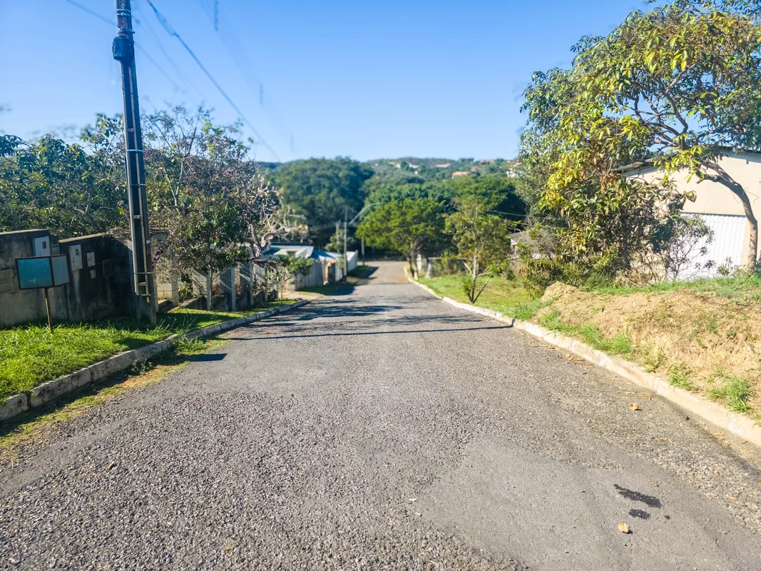 Terreno Escriturado de 1.000 m² à venda no Condomínio Ouro Vermelho II – Jardim ...