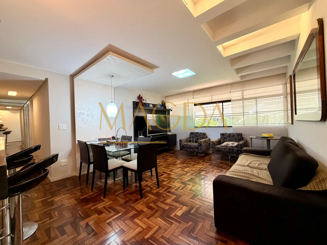 SQN 415 | Apartamento Vazado de 76m² | 3 Quartos, Suíte e ao Lado do Parque Olho...