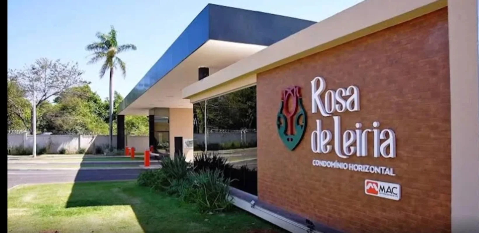 Lote com 247/ ² metros quitado e escrituradocondomínio residencial rosas de Leir...