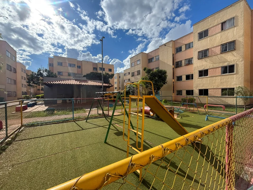 RIACHO FUNDO IIApartamento térreo, composto por 2 quartos, sala ampla, cozinha, ...