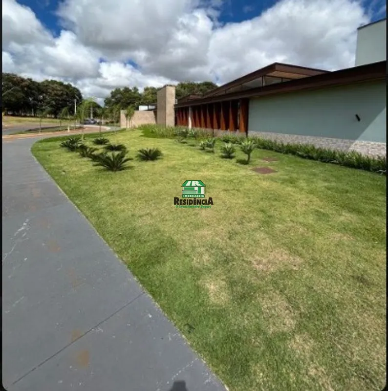 Lote à venda no Nature Home Resort, localizado na BR 060, saída para Brasília, p...