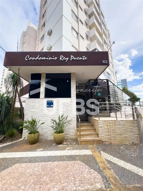 COD U-0033253 - Apartamento de 3 quartos, sendo 1 suíte, todos ricos em armários...