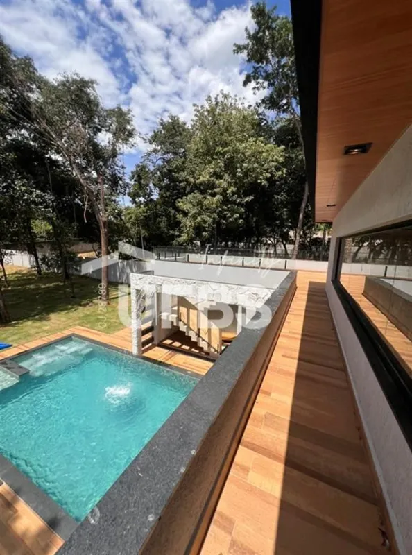 COD U-0031536 - Casa de Alto Padrão com Design Exclusivo no Residencial Villa Ve...