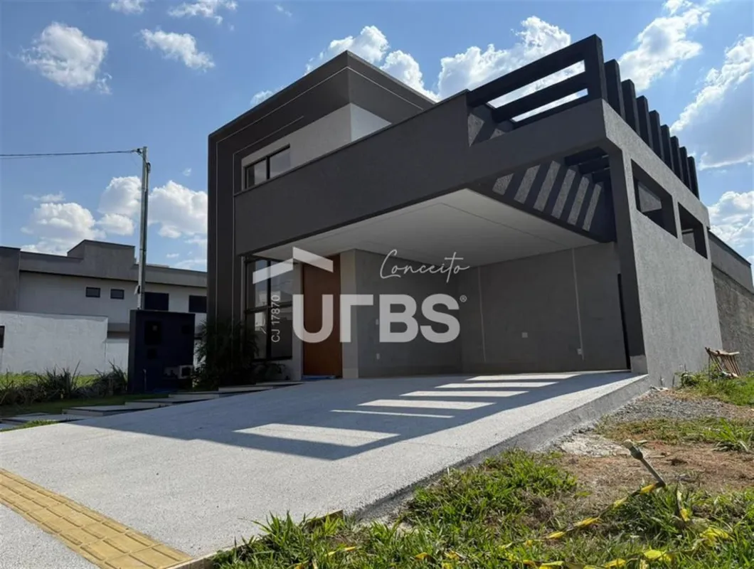 COD U-0029673 - ?? CASA TÉRREA À VENDA – JARDINS CAPRI, SENADOR CANEDO?? Casa té...