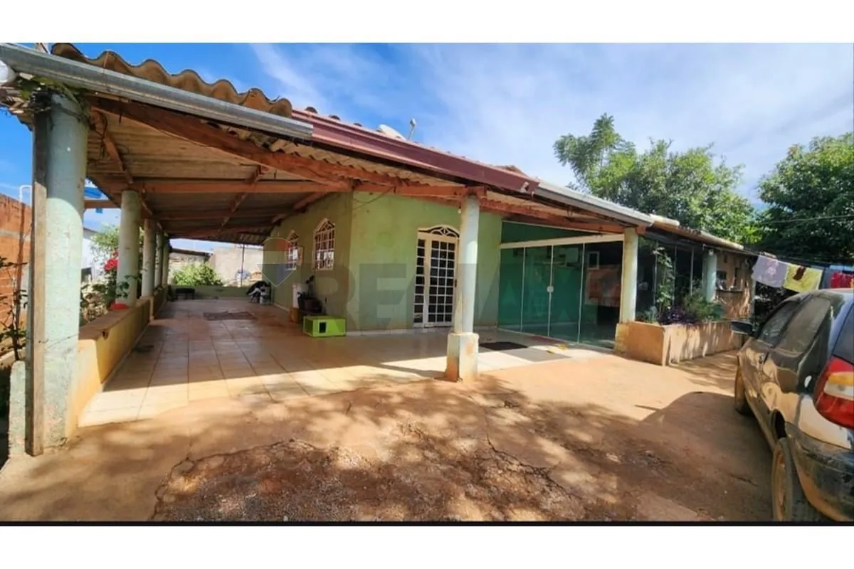 Descubra o conforto e a sofisticação que você e sua família merecem nesta casa e...