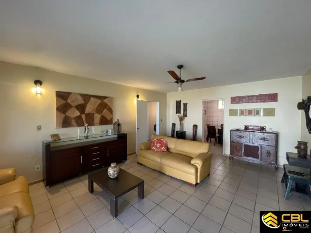CBL IMÓVEIS VENDE: A oportunidade de adquirir essa excelente casa com 3 quartos,...