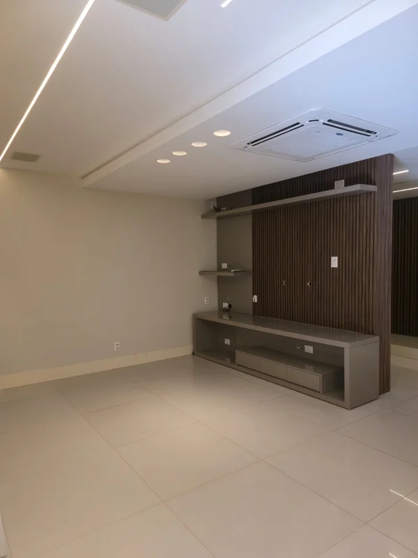 Excelente apartamento, todo reformado, 3 quartos, sendo 1 suíte, ar-condicionado...