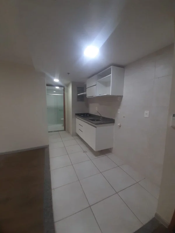 Descubra um aconchegante apartamento de 45m² localizado no coração da ASA NORTE,...