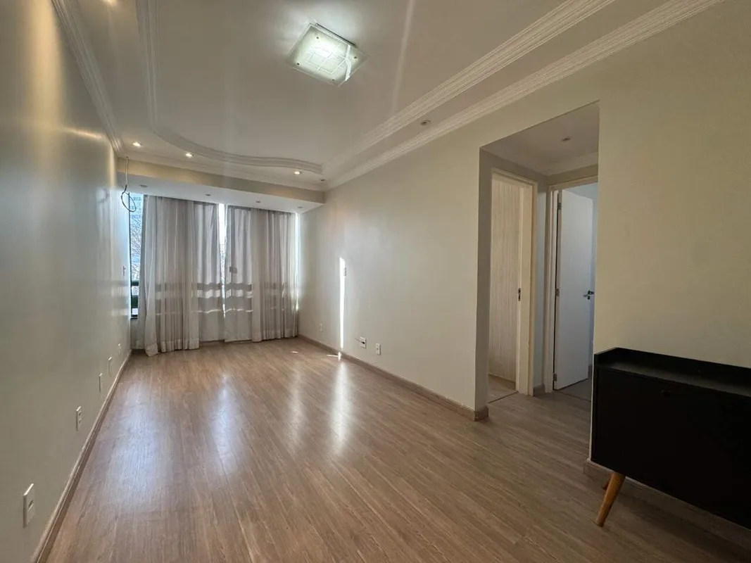 Apartamento quadra 2 para locação;Composto por:- 2 quartos;- Sala de estar;- Sal...