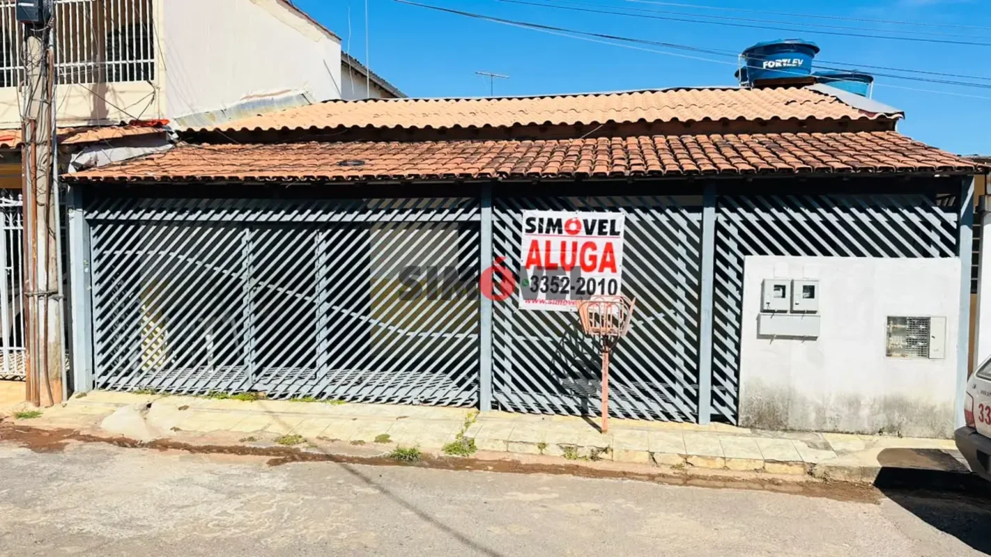 QNP 10- Casa com 2 dormitórios para alugar com 40m² por R$ 800,00/mês - Ceilândi...