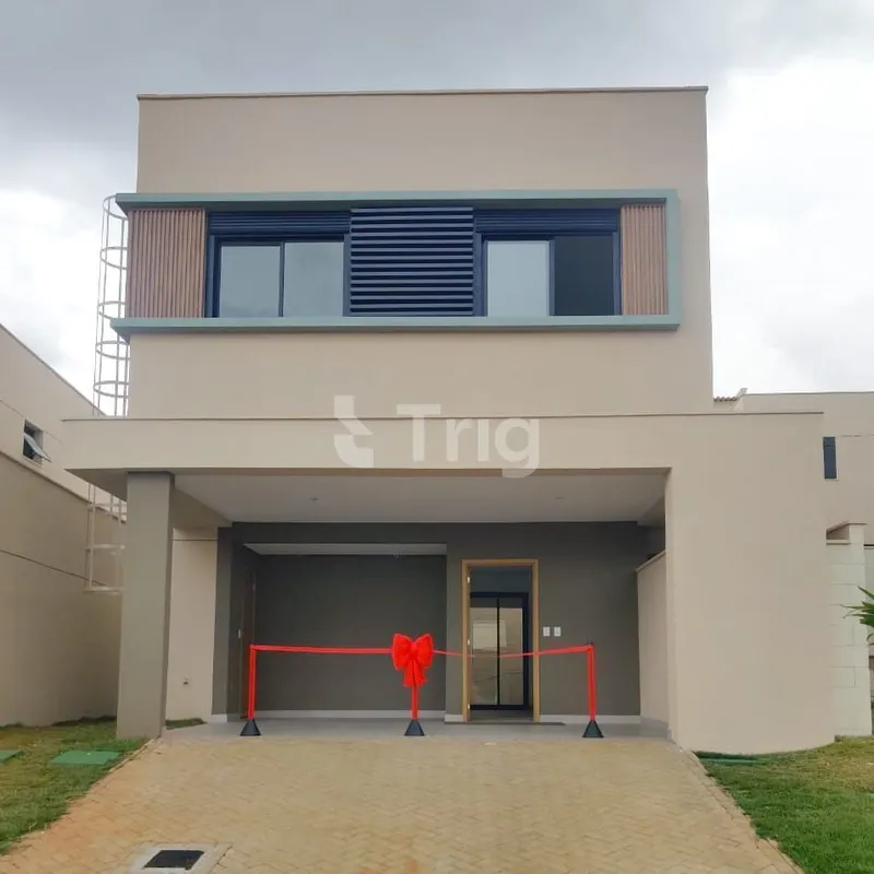 Casa de 181 m² de área construída em lote de 200 m², com planta ampla e bem dist...
