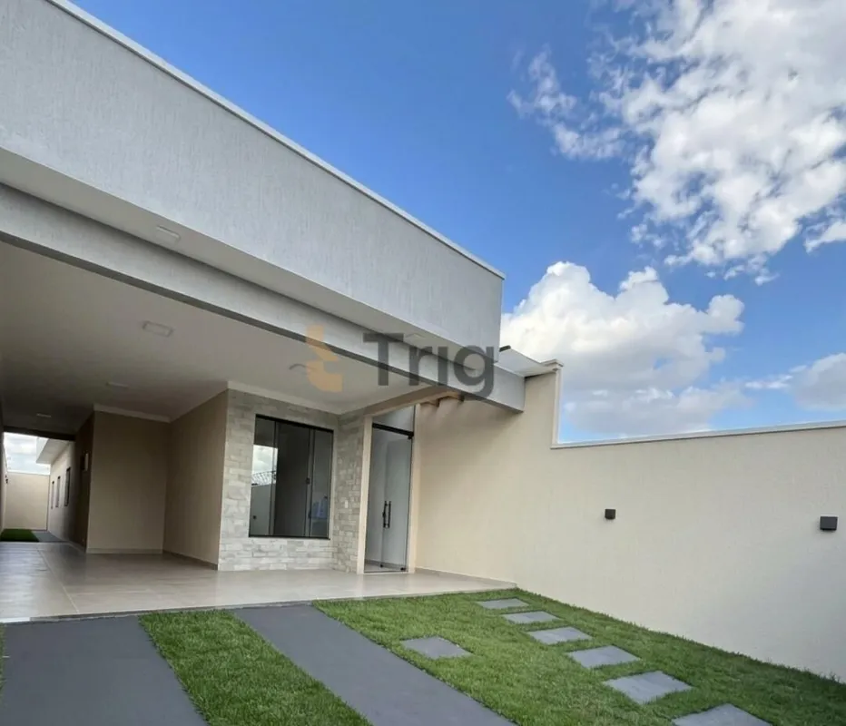 Casa muito bem localizada no Residencial Petrópolis, em Goiânia, oferecendo conf...