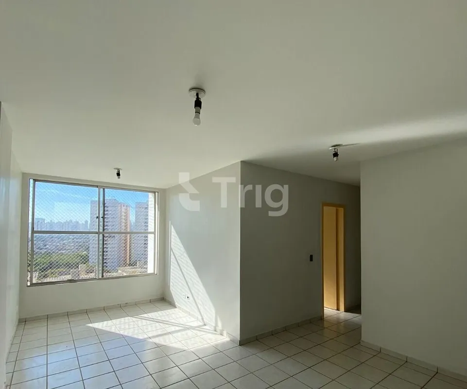 Apartamento muito bem localizado no Residencial Parque dos Gerânios, na Vila Alp...