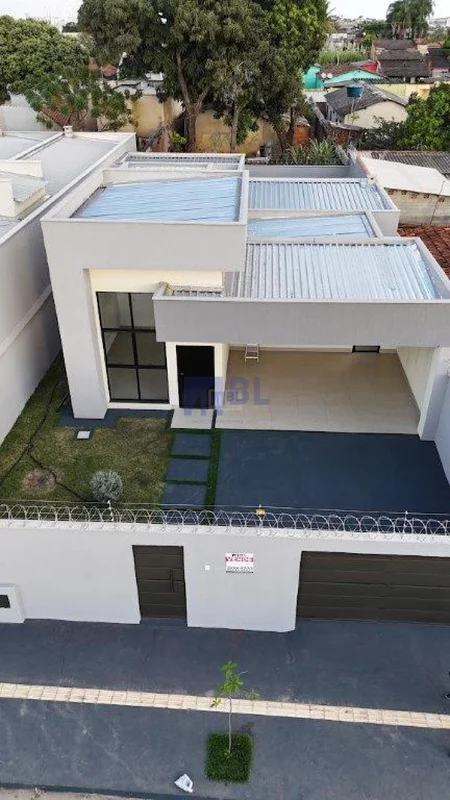 CASA COM TRÊS QUARTOS E UMA SUÍTE DISPONÍVEL PARA VENDA, RESIDENCIAL ITAIPU EM G...