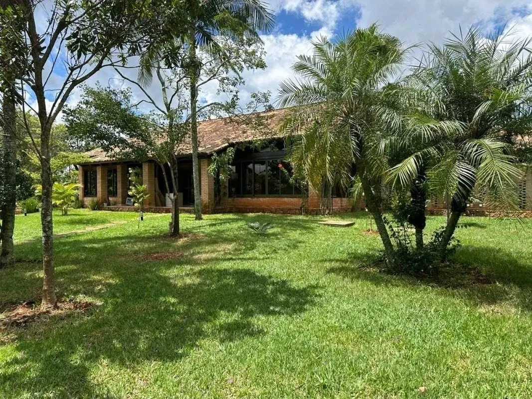 CASA DE ALTO PADRÃO PARA LOCAÇÃO - SMDB | R$ 22.500/mêsViva com conforto, exclus...