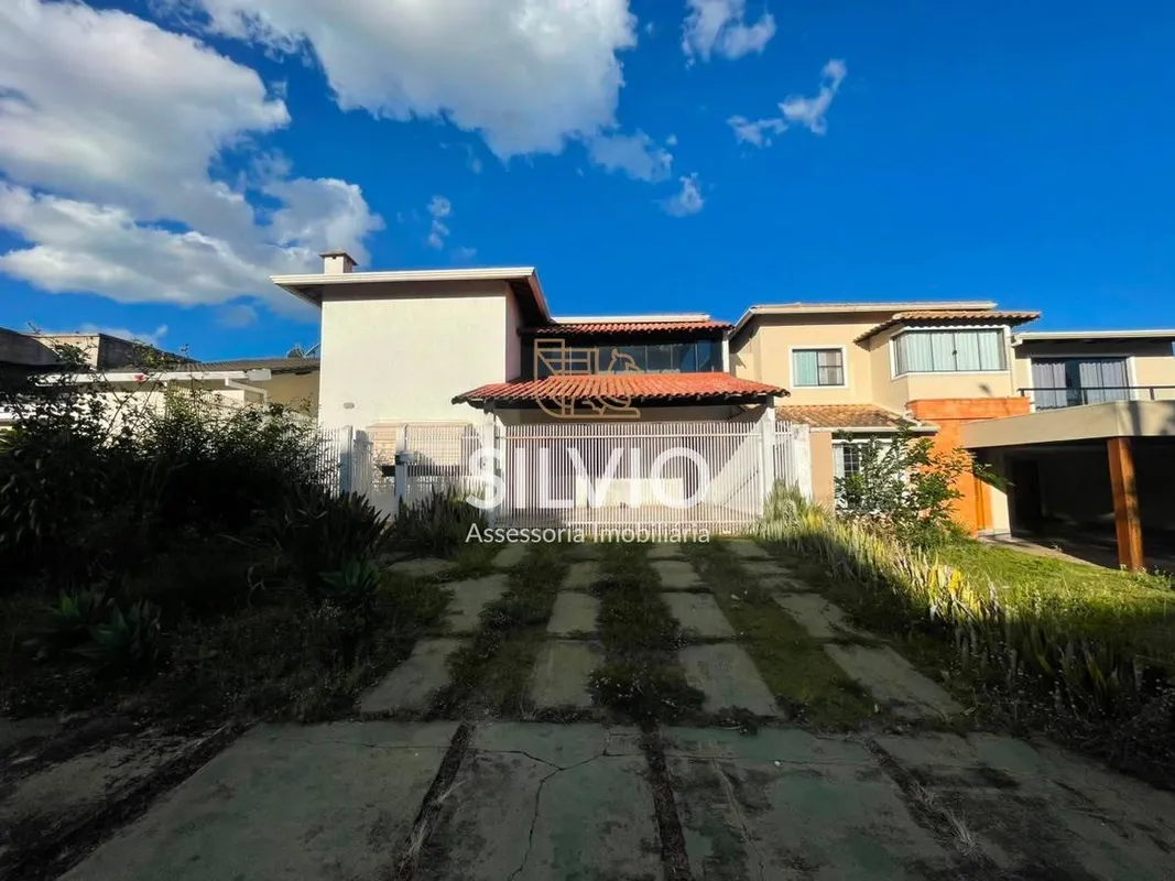 Casa à Venda no Condomínio Jardim Europa II – Grande Colorado | 4 Quartos | 300m...