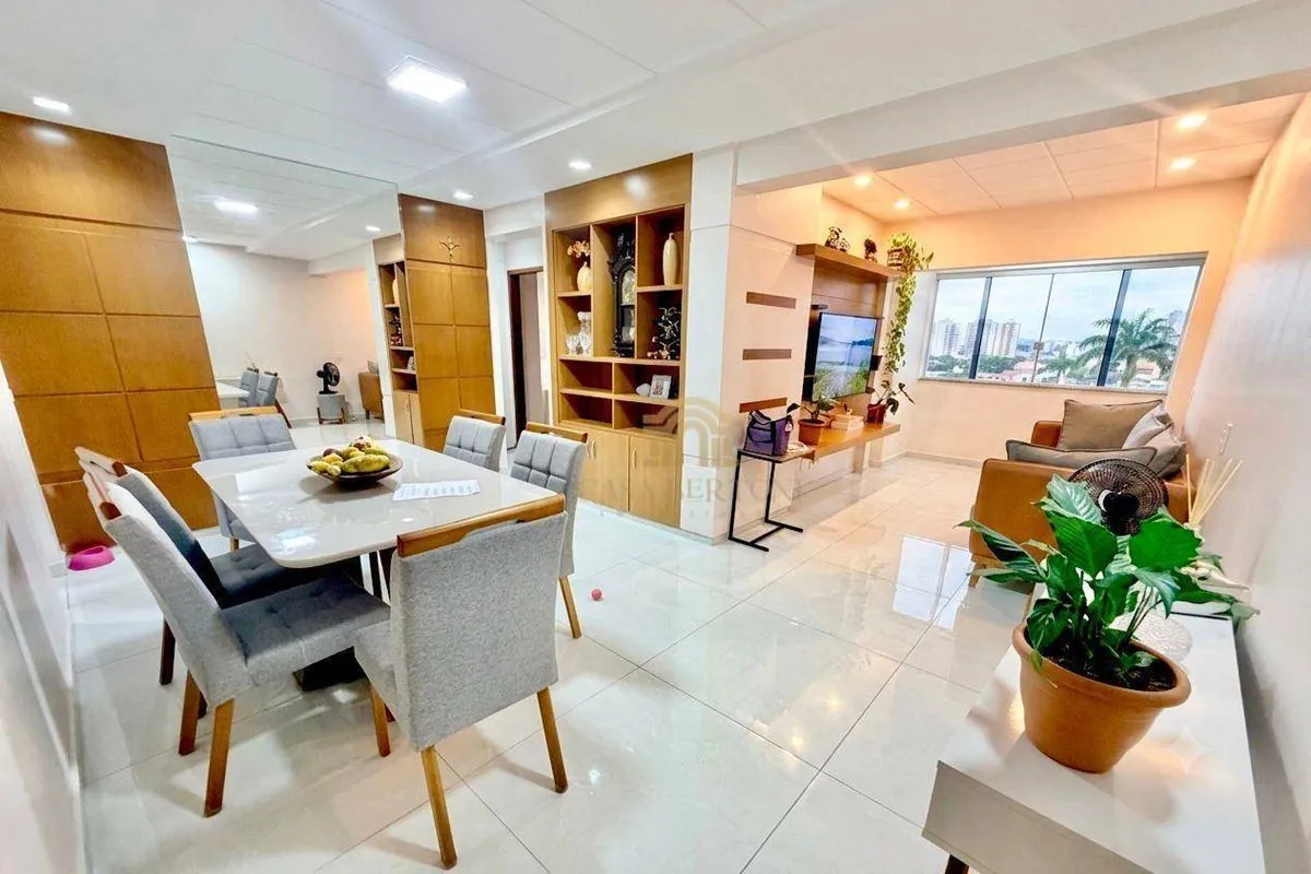 APARTAMENTO ILHA DE SARDENHA 3 QUARTOS DE CANTO REFORMADOUm apartamento amplo e ...