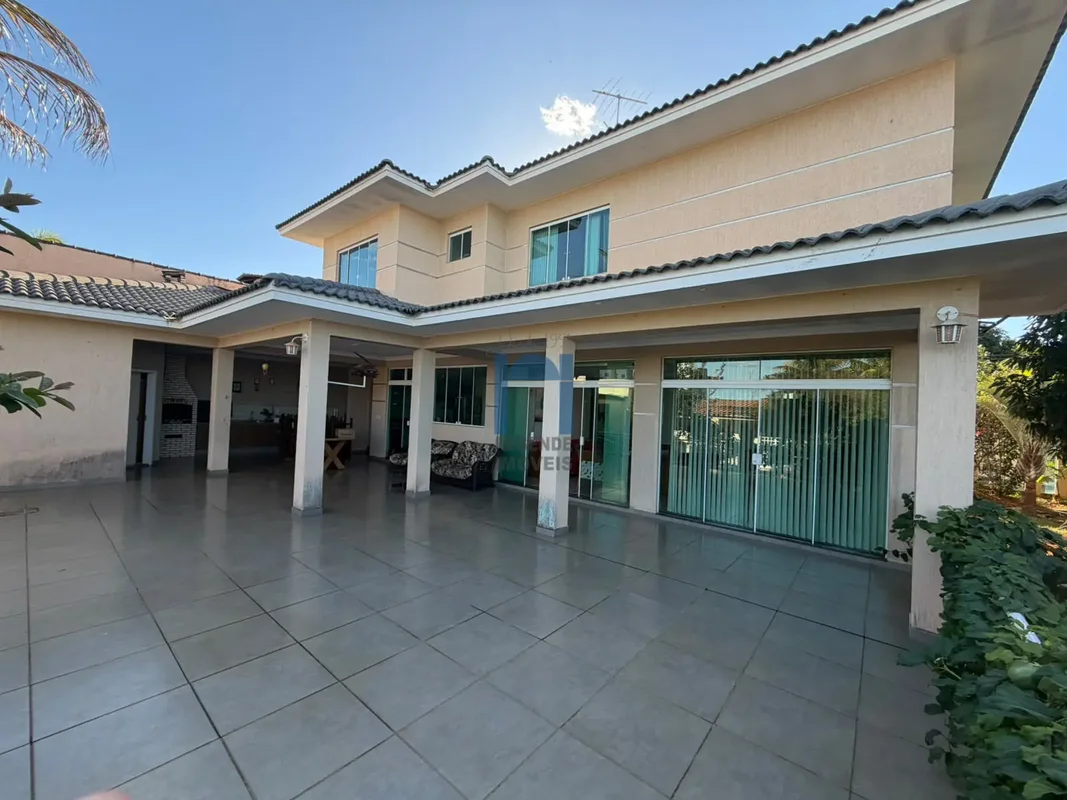 EXCELENTE CASA DE PAVIMENTO - ACEITA FGTS E FINANCIAMENTO, - CONDOMÍNIO FECHADO,...