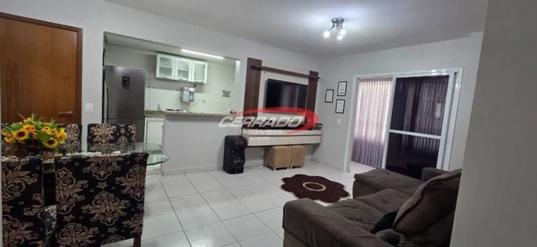 Apartamento 3 Quartos (uma suíte plena e duas americanas) "Totalmente reformado ...