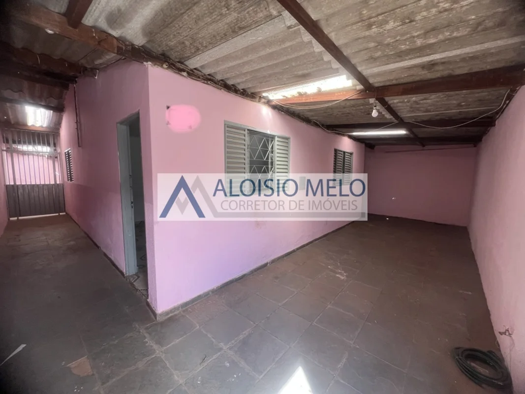 Tipo/Local: Casa – Q. 604 Conj. 11 – Recanto das Emas/DF.Área Construída: 150,00...