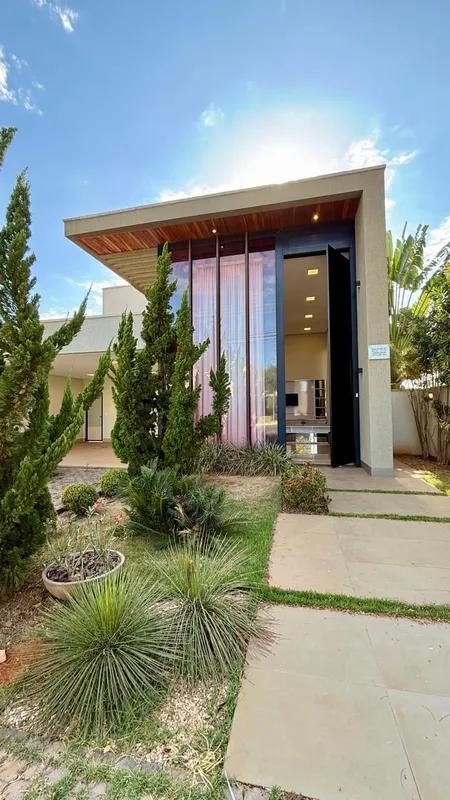 Casa Térrea Luxuosa no Jardins Madri - Porteira Fechada (Mobiliada e Decorada)Va...