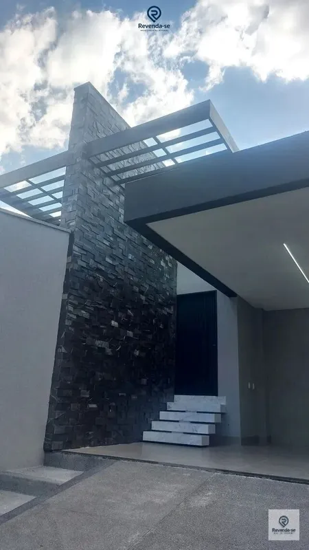 SOBRADO ALTO PADRÃO RESIDENCIAL MORUMBI GOIÂNIA JÁ COM AVALIAÇÃOSobrado novo, ar...