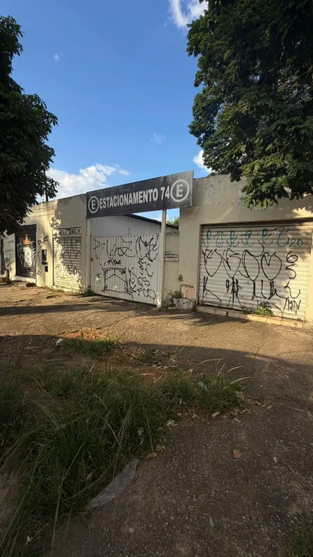 Lote à Venda - Centro | Goiânia - GOValor: R$ 1.200.000,00Área: 634m²Endereço: R...