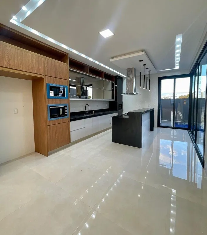 Casa à Venda - Parqville Pinheiros | Goiânia - GOValor: R$ 1.290.000,00Área cons...