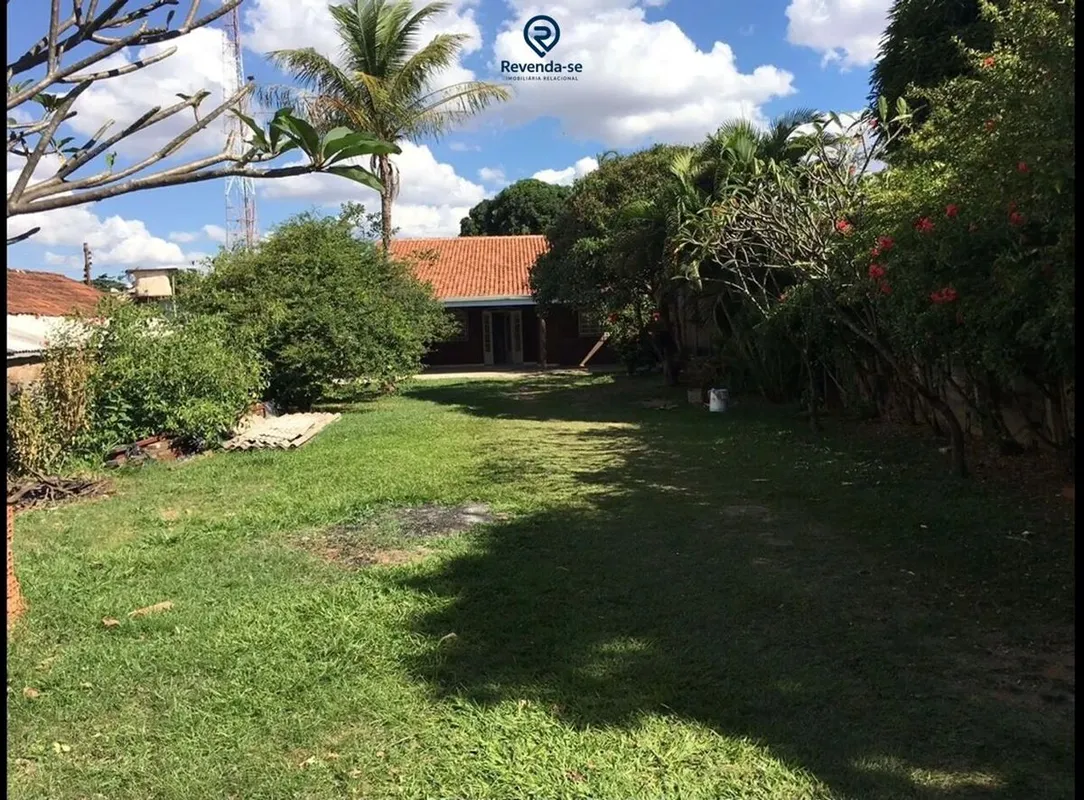 CASA NO AEROVIÁRIO COM 3 QUARTOS LOTE 562,5 mtsVENDO CASA NO SETOR AEROVIÁRIO, C...