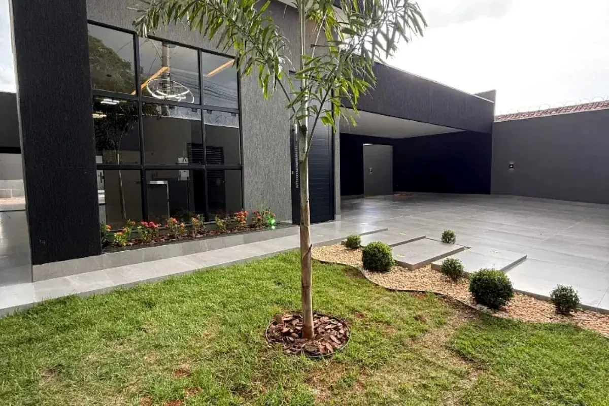 Casa 3 Quartos para Venda no Setor Santos Dumont - Goiânia3 quartos | 5 banheiro...