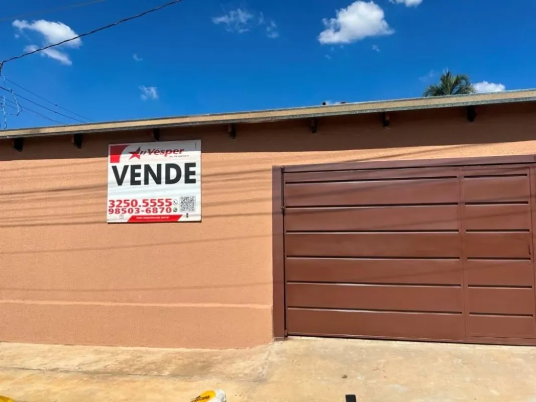 Casa à venda com 375m², com 3 Quartos, sendo 1 suíte no Setor Garavelo Residenci...
