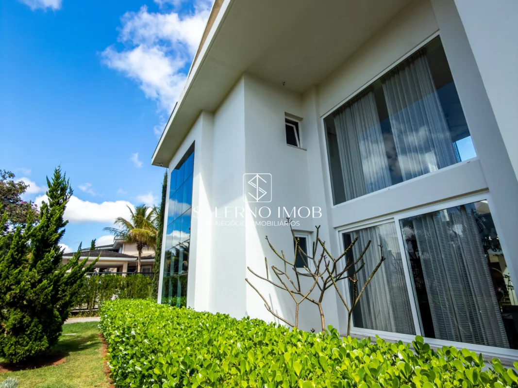 CASA DOS SONHOS NA SMPW Q 14Se você busca luxo, conforto e modernidade, acabou d...