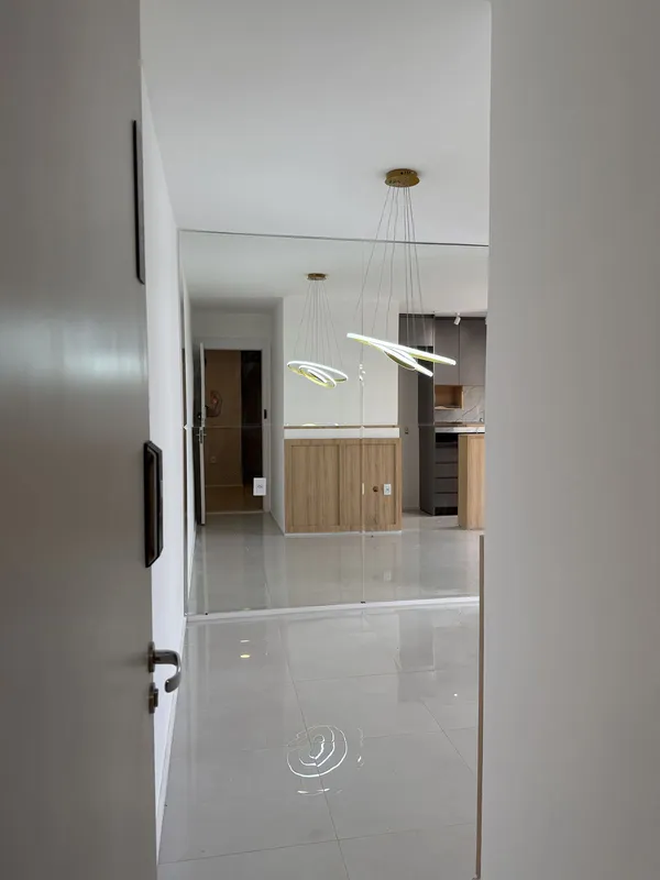Apartamento novíssimo, com 71m² de área útil, localizado no desejado bairro Parq...