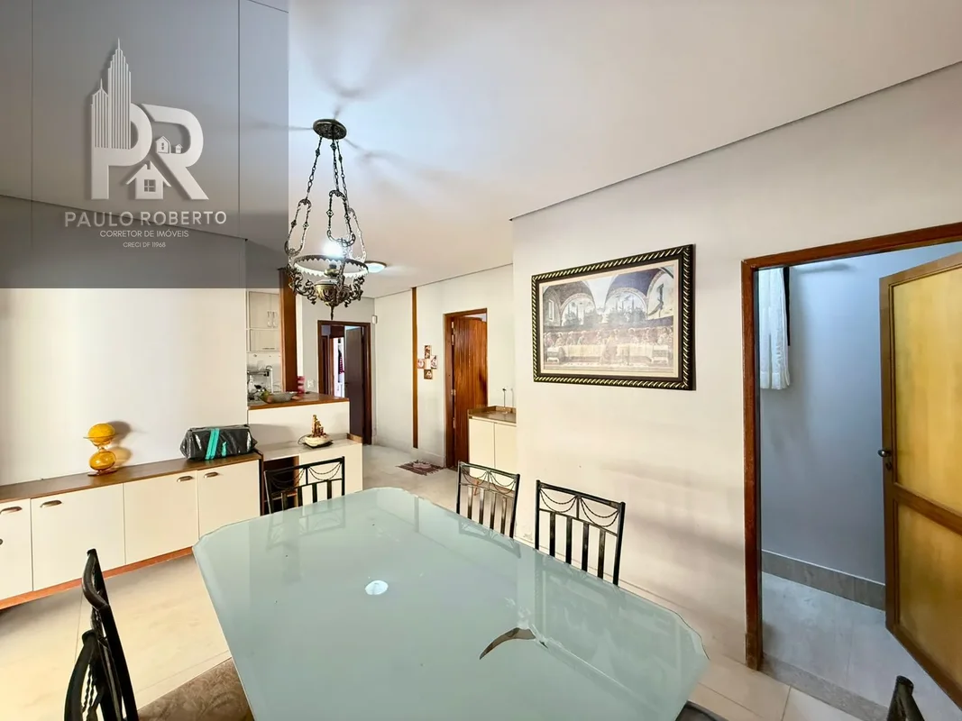 Casa Térrea de 4 Quartos com 3 Suítes dentro de condomínio em Arniqueiras – Conj...