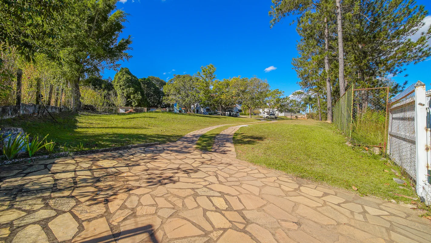 Descubra um espaço perfeito para viver com conforto e praticidade no Lago Norte,...