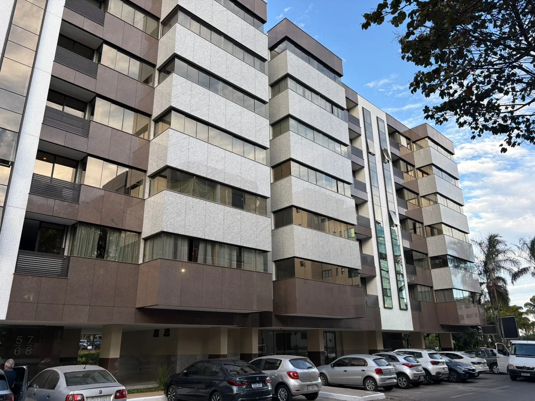 ATENÇÃO VENDE SE SQSW 306 LINDO APTO, 3 quartos suite garagem, rico em armários,...