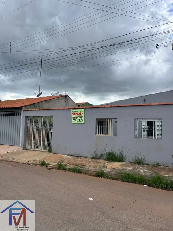 FM Imobiliária Vende – Casa na Quadra 312 | Santa Maria/DFExcelente oportunidade...