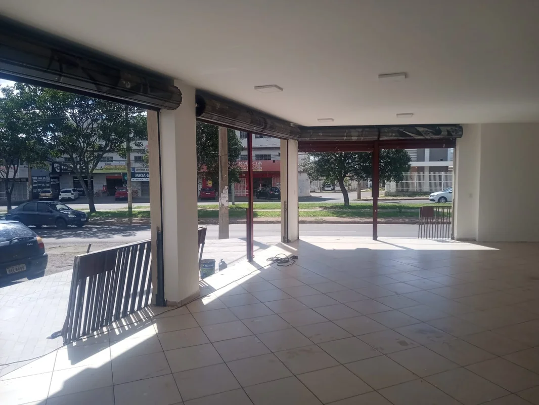 ** CURITIBA IMOBILIARIA ALUGA**QUADRA 308 LOTE 09 LOJA 02 - RECANTO DAS EMAS/DFL...