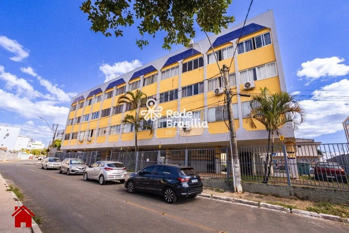 EPTG QE 1 | Apartamento 2 Quartos - Vazado - 1 Vaga - Varanda - Aceita Financiam...