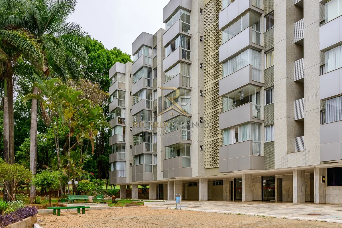 * * * * * R Imóveis Vende com exclusividade APARTAMENTO DOIS QUARTOS * * * * *Lo...