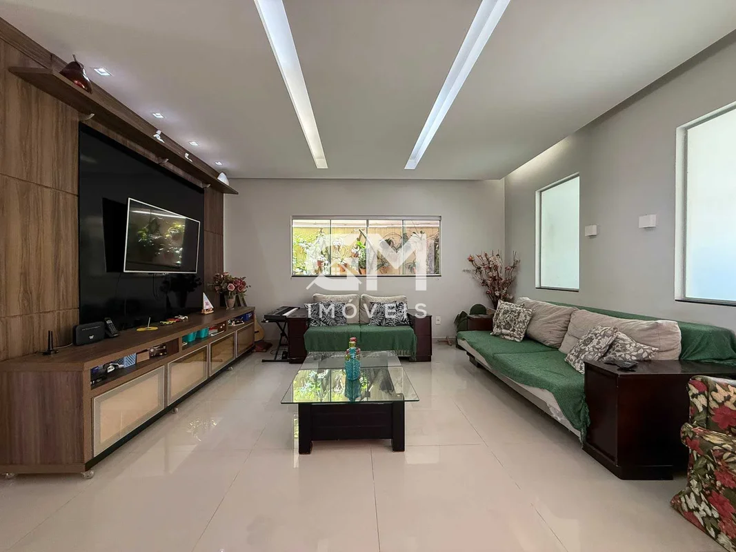 GM IMÓVEIS VENDE Linda Casa a Venda Condomínio Jardim Europa II Aceita Financiam...