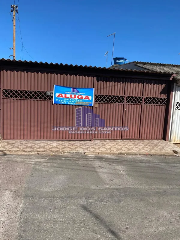 Casa para locação na QNQ 01 – Excelente Localização!Ótima casa com acabamento de...