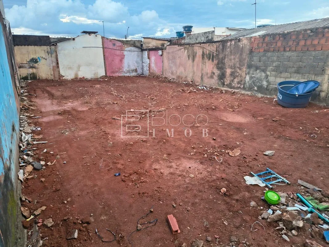VENDO Lote na QNM 36 da M Norte em Taguatinga OPORTUNIDADE PARA INVESTIDOR  NÃO ...