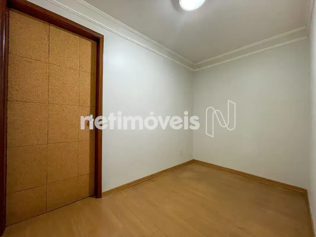 Excelente oportunidade para quem busca uma sala comercial na Asa Sul, em localiz...