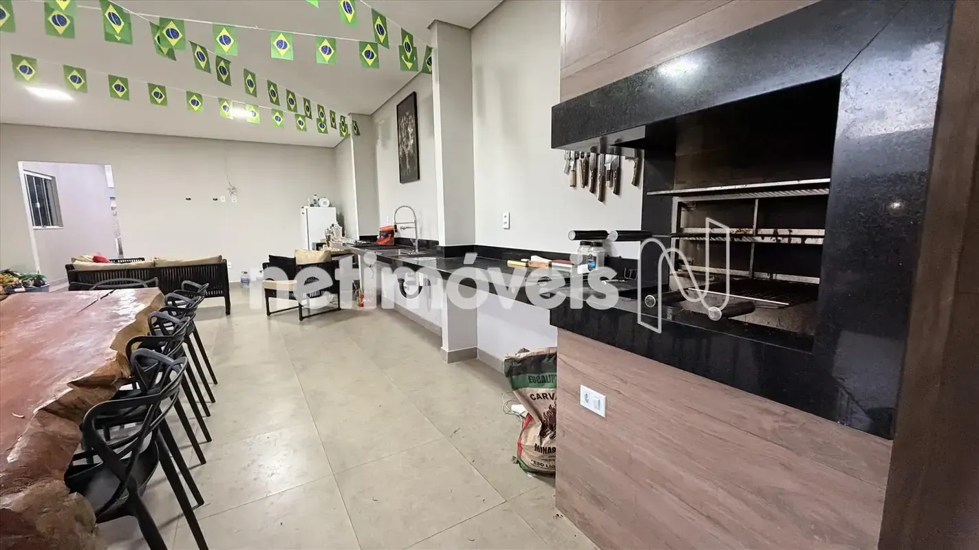 ?? Casa à venda na Ponte Alta Norte – Avenida São Francisco Se você procura espa...