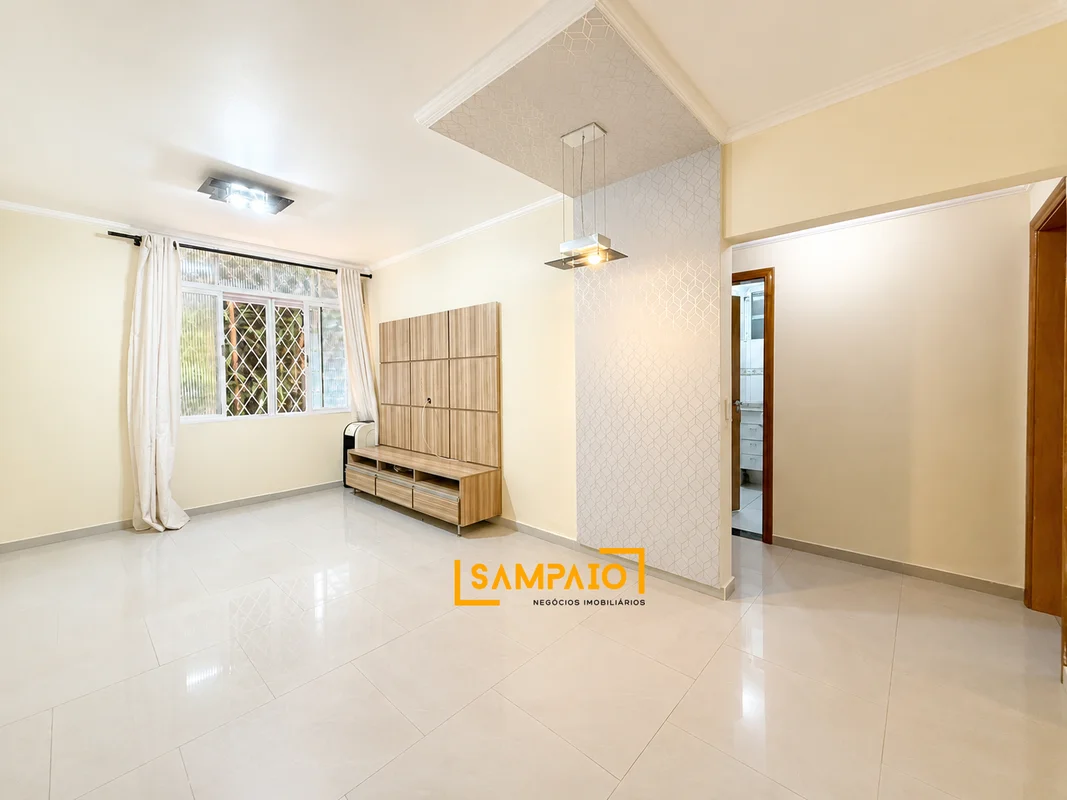 Às vezes, o apartamento certo é aquele que surpreende pela simplicidade e pelo c...