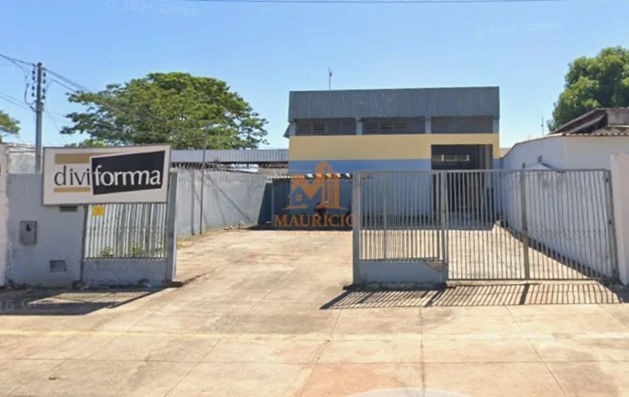 Oportunidade Única: Galpão de Alto Padrão no Setor Santa Genoveva, GoiâniaSe voc...