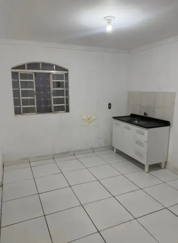 Casa à venda QR 310 Samambaia Sul Desocupada : Área de 114m²:- 03 quartos 01 suí...