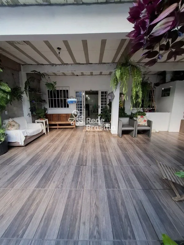 Seu Novo Lar Espera por Você! Casa com 2 Quartos (1 Suíte)Procurando conforto, p...